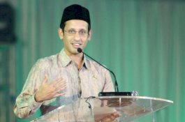 Cerita Mendikbud Nadiem Buang Naskah Pidato di Depan Rektor UI dan Menkeu