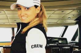 Kapten Asyik Bercinta dengan Wanita Cantik, Kapal Pesiar Mewah Tabrakan