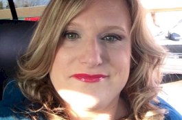 Bu Guru Adopsi Siswanya untuk Berhubungan Seks Setiap Hati