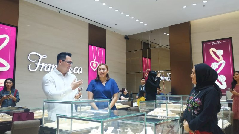 Perhiasan Frank & Co Kini Hadir di Nipah Mall Makassar