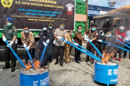 Bea Cukai Parepare Musnahkan Jutaan Batang Rokok Ilegal