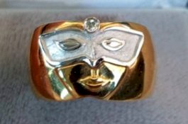 Calon Pengantin ini Akui Sering Menangis Usai Dilamar Dengan Cincin Terjelek