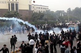 200 Pengacara Serbu Rumah Sakit dan Serang Dokter, 3 Pasien Meninggal