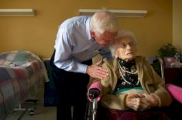 Pertama Kalinya, Lebih Banyak Orang Amerika Pilih Meninggal di Rumah