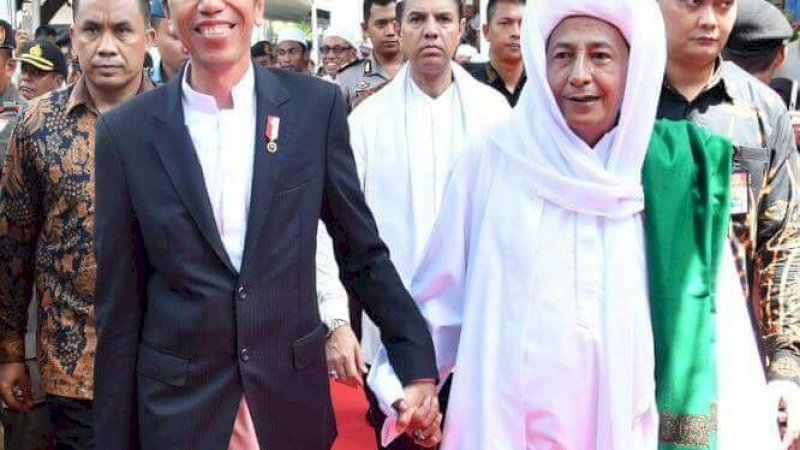 Presiden Jokowi bersama Habib Luthfi beberapa waktu lalu.
