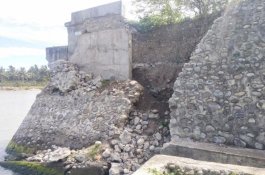 Tersangka Dugaan Kasus Korupsi Jembatan Bosalia Berkeliaran di Jeneponto