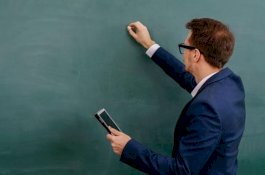 Minim Pria Ingin Jadi Guru di Australia, Bisa Jadi Tak Ada Lagi di Masa Depan