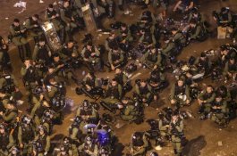 Selama Protes Hong Kong, Rp1,7 T Disiapkan Buat Lembur Polisi