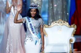 Wanita Kulit Hitam dari Jamaika Menangkan Mahkota Miss Word