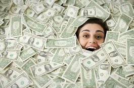 Kaya Raya, Wanita Ini Lamar Kekasih dengan Rumah dan Mobil Mewah