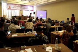 Ada Utusan Deng Ical dan UQ di Bimtek Jalur Perseorangan