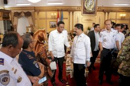 Bupati Barru Keluhkan Soal Jalan, Komisi V DPR Janji Beri Perhatian Khusus