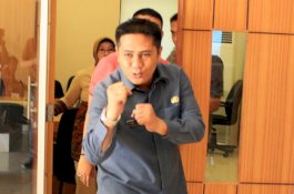 Deng Ical Kaget, LO-nya Hadiri Bimtek Jalur Perseorangan