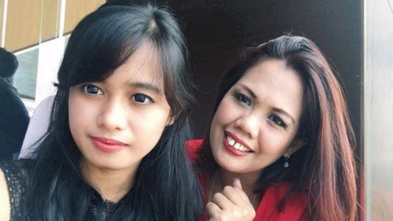 Bertengkar dengan Putrinya, Elly Sugigi Adopsi Anak Keturunan Bule