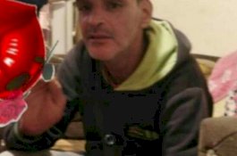 Putus Asa Tak Mampu Bayar Biaya Berobat Putrinya, Ayah Bakar Dirinya