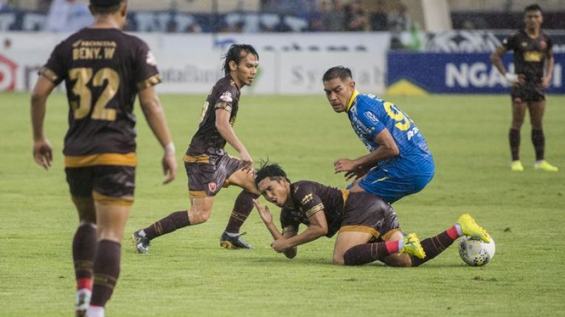 Laga Persib Bandung vs PSM Makassar. (Foto/Detikcom)