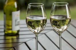 11 Orang Tewas Keracunan Setelah Minum Anggur Kelapa di Filipina