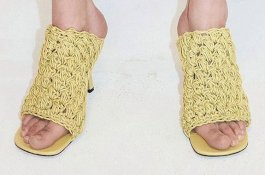 Sepatu Mahal Seharga Rp14 Jutaan ini Dihujat Karena Mirip Mie