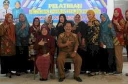 Ketua TP PKK Barru Buka Pelatihan Kelompok Dasawisma