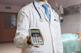 Pasien Dipaksa Bayar Rp115 juta Selama Operasi, atau Lukanya Tidak Dijahit