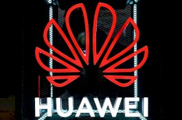 Huawei Bersiap Ganti Aplikasi Google di Smartphone-nya