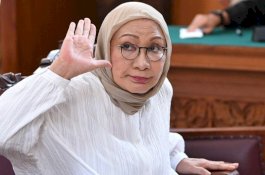 Ratna Sarumpaet Bebas: Pokoknya Aku Bahagia!