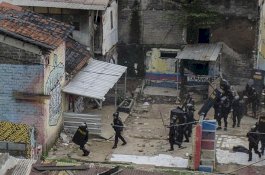 5 Anggota Polisi Dihukum karena Terbukti Pukul Warga Saat Ricuh Tamansari