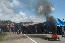 Mengaku Dipukul Oknum Anggota Brimob, Warga Mengadu ke DPRD Wajo