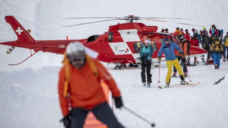 Disebut Keajaiban Natal, Pemain Ski Ditemukan Hidup Usai Tertimbun Longsoran Salju