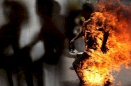 Pernikahan Tak Direstui, Pasangan Ini Akhiri Hidup dengan Minyak Tanah, Mertua Ikut Terluka