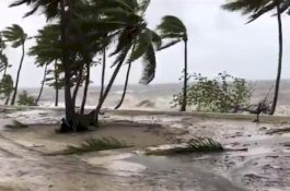 Topan Hantam Fiji, 2.000 Orang Diungsikan