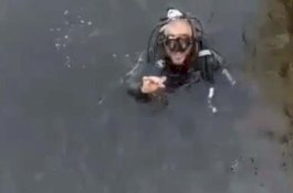 Cincin Kawin Pasangan Arab Jatuh di Laut Dalam, Marinir Temukan dalam Waktu Sekejap