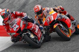 Agostini: Mau Jadi Juara MotoGP? Minta Izin Dahulu ke Marquez