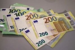 Pria Baik Hati, Kembalikan Tas Berisi Rp249 Juta yang Tertinggal