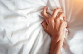 Sssttt... Ini Cara Bikin Wanita Orgasme Berkali-Kali