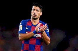 Luis Suarez Tunggu Kontrak Baru di Barcelona