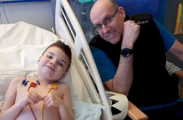 Ayah Selamatkan Putranya dengan Bertukar Ginjal dengan Orang Lain