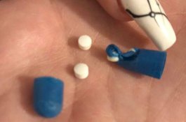 Pelanggan Temukan 'Pil Racun' Dalam Makanan, Toko Kebab Ditutup