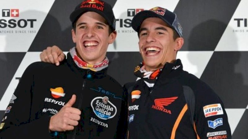 Alex Marquez dan Marc Marquez. (Foto: Crash)