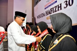 Nurdin Abdullah Kukuhkan 38 Penghafal Alquran