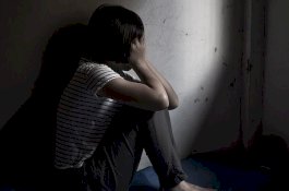 Demi Uang Rp45.000, Ayah Biarkan Anak Gadisnya Diperkosa di Rumahnya