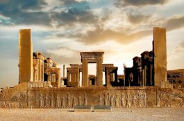 Beda Pendapat, Pentagon Tak Mau Ikuti Kemauan Trump Hancurkan Situs Budaya Iran