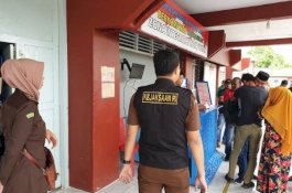 Nikmati Hasil Pungutan Jual Beli Transaksi Tanah, Mantan Kades di Bone Menyerahkan Diri
