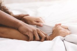 3 Hal Ini Diam-diam Diinginkan Wanita Saat Bercinta, Suami Harus Tahu