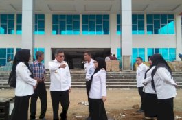 Taufan Pawe Harapkan Jaga Estetika Bangunan RS Hasri Ainun Habibie