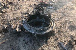 Donald Trump Curiga Pesawat Ukraina Jatuh Ditembak Iran, Ini Faktanya