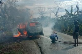 Tinggal Rangka Besi, Mobil yang Terbakar di Wajo Ternyata Milik Habibi 