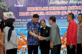 Hadiri Perayaan Natal Oikumene, Adnan: Apa Pun Agamanya Tetap Junjung Persatuan