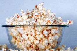 Gara-gara Popcorn Tersangkut di Gigi, Imbasnya Sampai Harus Operasi Jantung