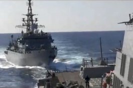 Diperingati 5 Kali, Kapal Rusia Cuek dan Agresif Dekati Kapal AS di Laut Arab